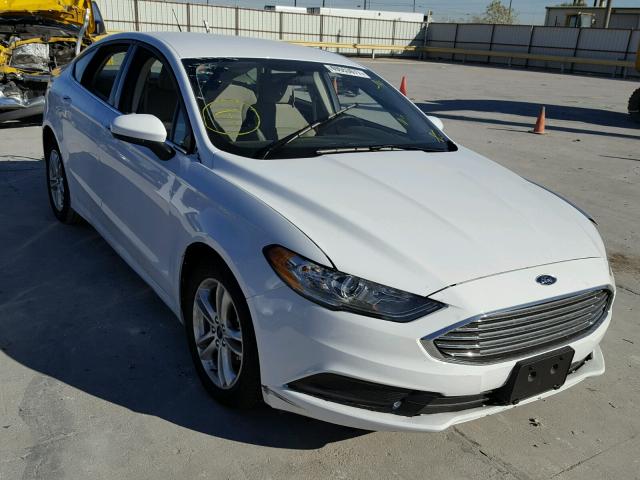 3FA6P0H72JR111924 - 2018 FORD FUSION SE WHITE photo 1