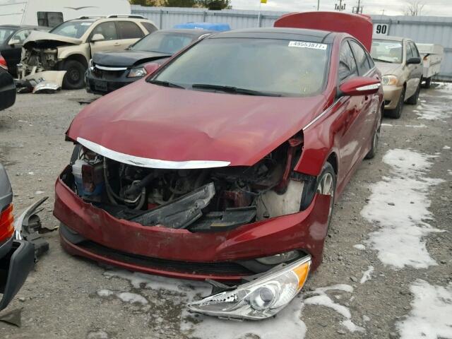 5NPEC4AC4EH916235 - 2014 HYUNDAI SONATA SE RED photo 2