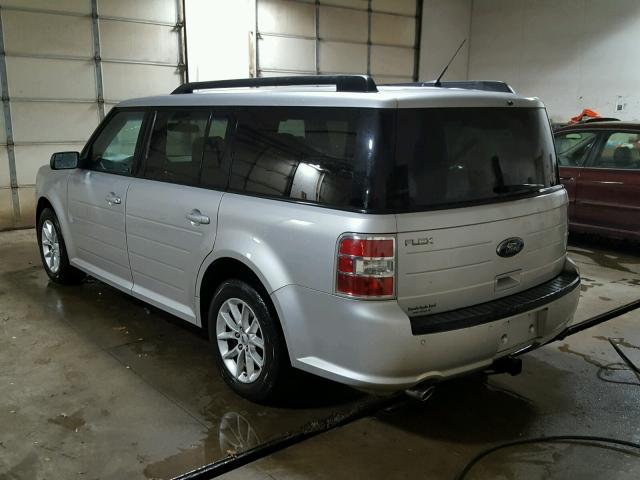 2FMGK5B80DBD21903 - 2013 FORD FLEX SE SILVER photo 3