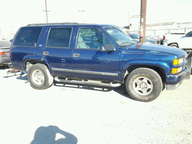 1GNEK13R0YR116961 - 2000 CHEVROLET TAHOE K150 BLUE photo 9