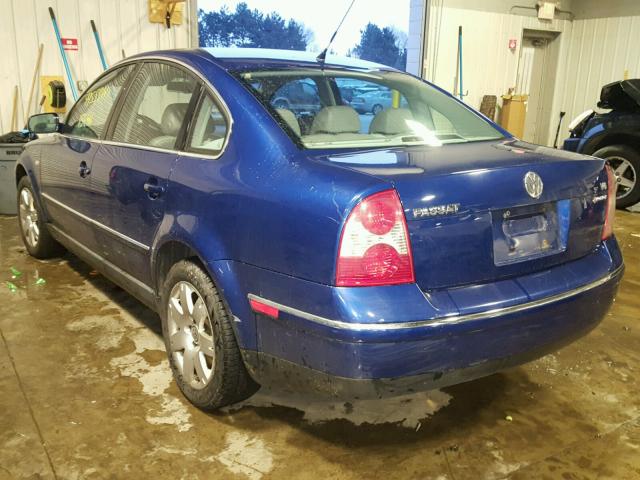 WVWTH63B12P046534 - 2002 VOLKSWAGEN PASSAT GLX BLUE photo 3