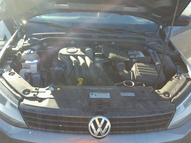 3VW2K7AJ7EM299331 - 2014 VOLKSWAGEN JETTA BASE GRAY photo 7