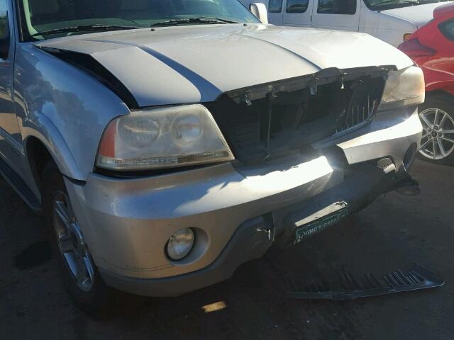 5LMEU68H05ZJ19623 - 2005 LINCOLN AVIATOR SILVER photo 9