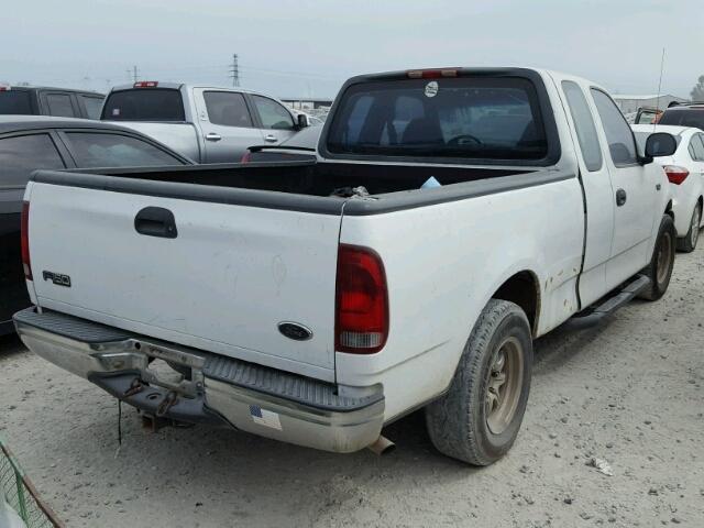 1FTZX1724YNB50062 - 2000 FORD F150 WHITE photo 4