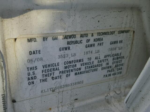 KL1TD56E39B318902 - 2009 CHEVROLET AVEO LS WHITE photo 10