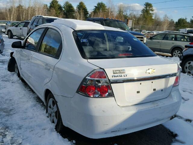 KL1TD56E39B318902 - 2009 CHEVROLET AVEO LS WHITE photo 3