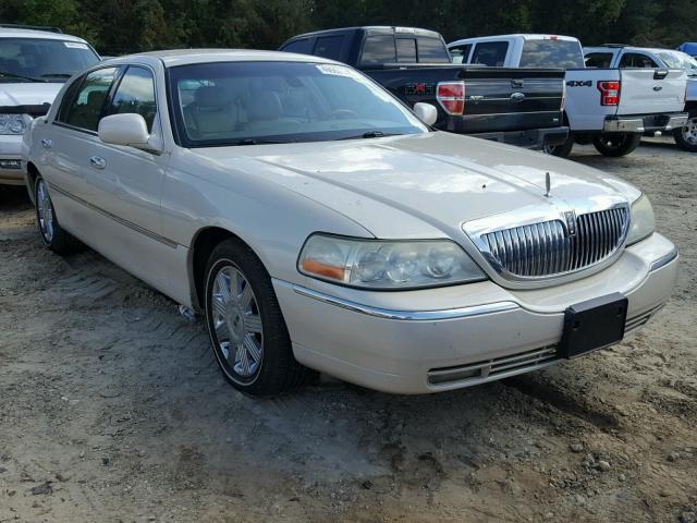 1LNHM85WX3Y624246 - 2003 LINCOLN TOWN CAR C BEIGE photo 1