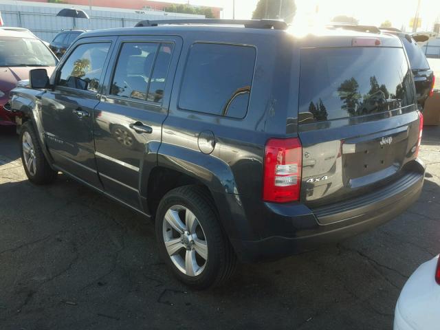 1C4NJRFB0ED891729 - 2014 JEEP PATRIOT LA BLUE photo 3