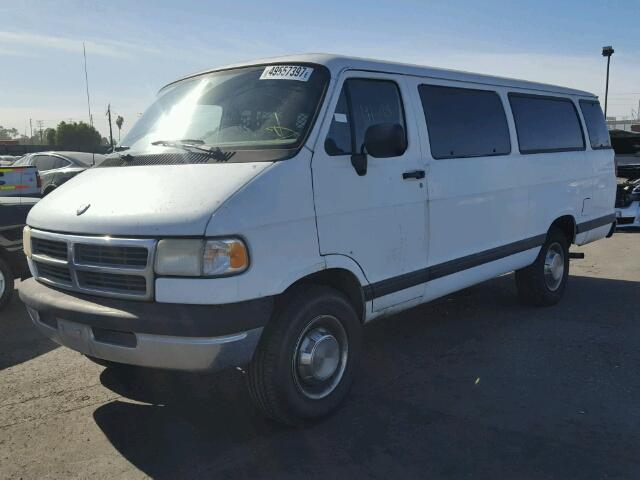 2B7KB31Z2VK594386 - 1997 DODGE RAM VAN B3 WHITE photo 2