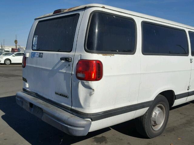 2B7KB31Z2VK594386 - 1997 DODGE RAM VAN B3 WHITE photo 9