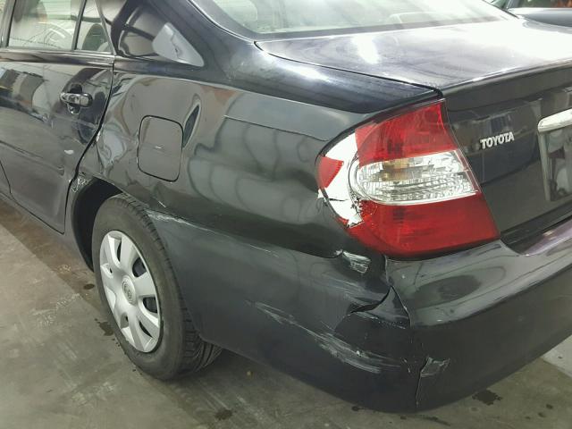 JTDBE32K230239869 - 2003 TOYOTA CAMRY LE შავი ფოტო 9