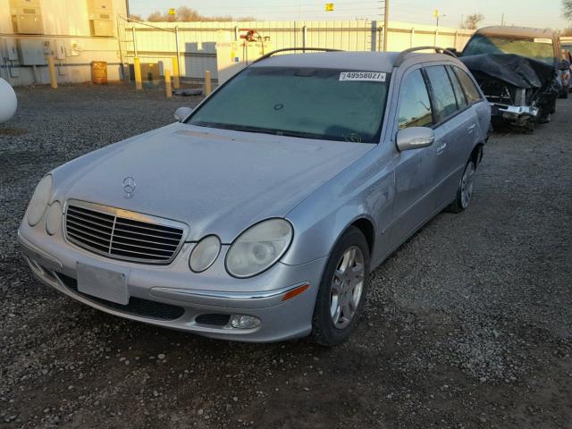 WDBUH65J94A375141 - 2004 MERCEDES-BENZ E 320 SILVER photo 2