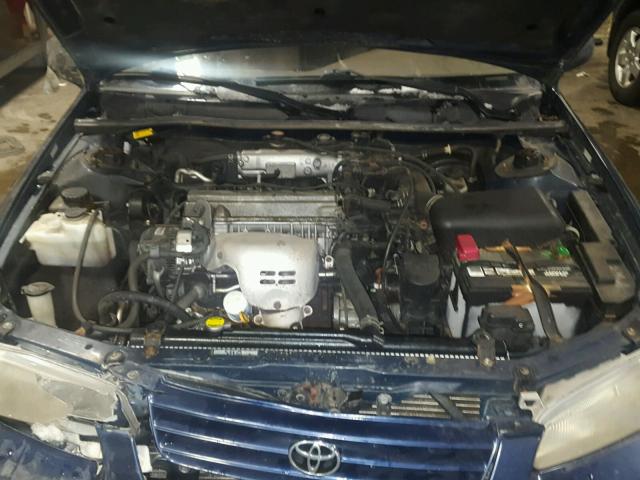 4T1BG22KXXU497135 - 1999 TOYOTA CAMRY CE BLUE photo 7