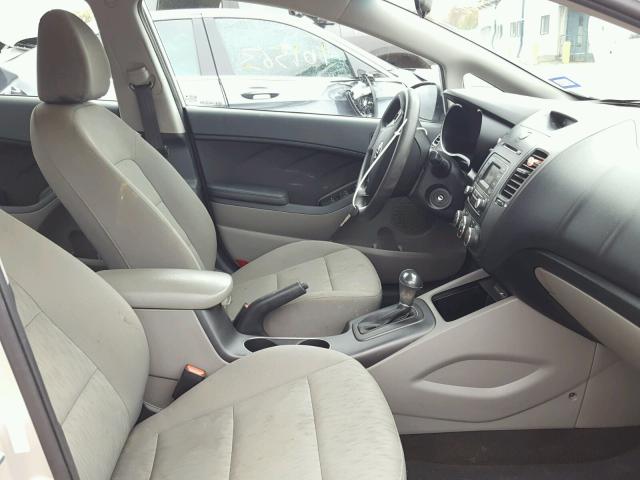 KNAFK4A66E5185600 - 2014 KIA FORTE LX SILVER photo 5