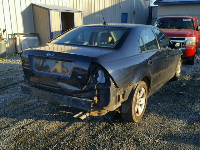 3FAHP07Z78R142334 - 2008 FORD FUSION SE BLACK photo 4