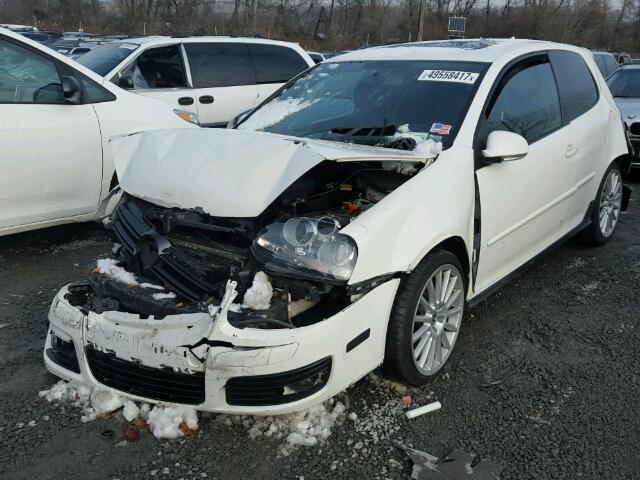 WVWFV71K07W041143 - 2007 VOLKSWAGEN NEW GTI FA WHITE photo 2