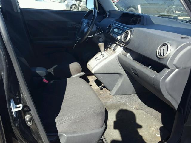 JTLKE50E481020135 - 2008 TOYOTA SCION XB შავი ფოტო 5