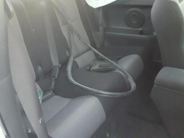 JTKJF5C72GJ019686 - 2016 TOYOTA SCION TC 白色 照片 6