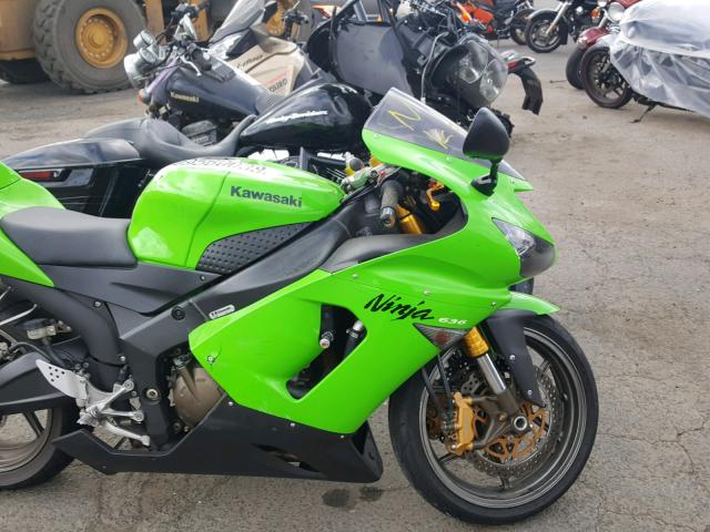 JKBZXJC156A046378 - 2006 KAWASAKI ZX636 C1 GREEN photo 5