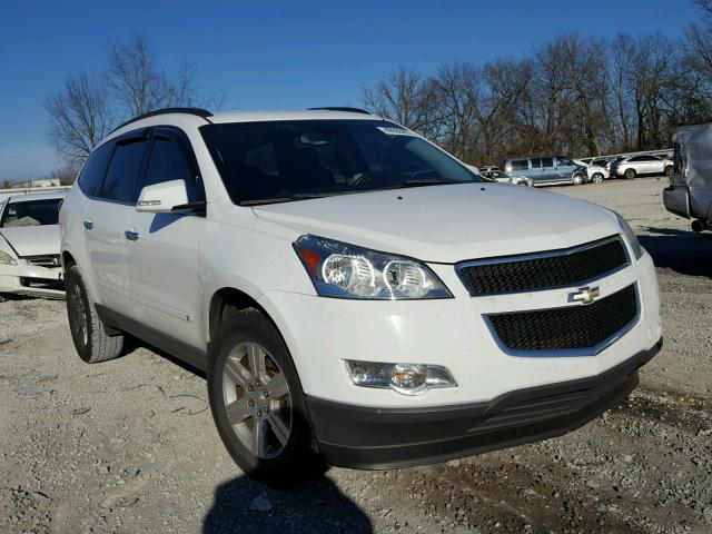 1GNLRFED8AS111779 - 2010 CHEVROLET TRAVERSE L WHITE photo 1