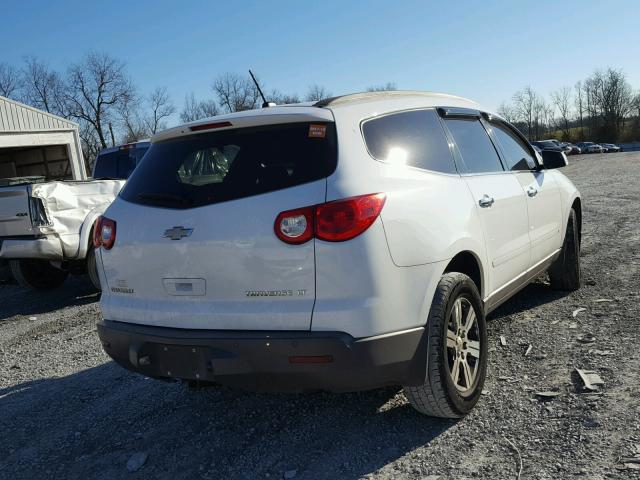 1GNLRFED8AS111779 - 2010 CHEVROLET TRAVERSE L WHITE photo 4