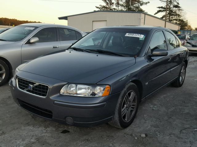 YV1RS592662540334 - 2006 VOLVO S60 2.5T GRAY photo 2