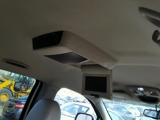 1A8HW58227F517241 - 2007 CHRYSLER ASPEN LIMI 银色 照片 9