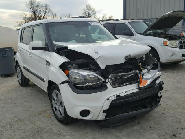 KNDJT2A52D7504774 - 2013 KIA SOUL WHITE photo 1