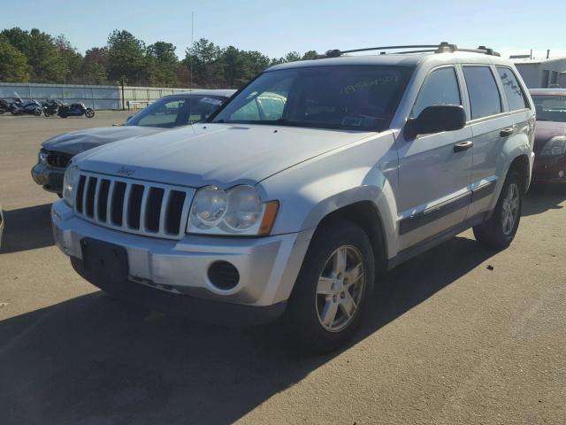 1J4GR48K85C517547 - 2005 JEEP GRAND CHER SILVER photo 2