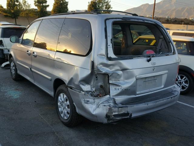 KNDUP131846543008 - 2004 KIA SEDONA EX SILVER photo 3