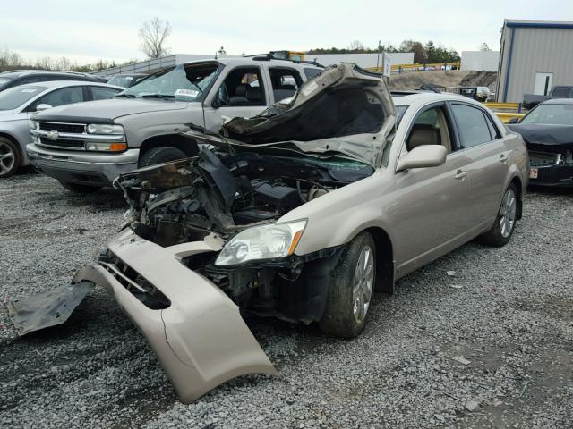 4T1BK36B65U045579 - 2005 TOYOTA AVALON XL GOLD photo 2