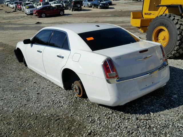 2C3CCAETXDH532536 - 2013 CHRYSLER 300C WHITE photo 3