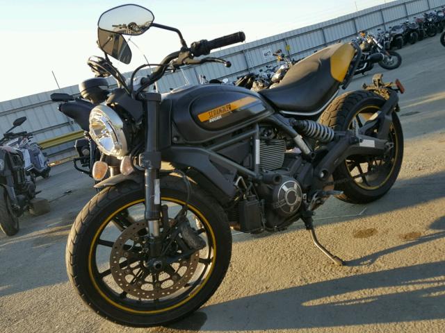 ML015ANM0GT006719 - 2016 DUCATI SCRAMBLER 黑色 照片 2
