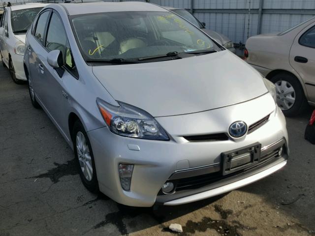 JTDKN3DPXD3032011 - 2013 TOYOTA PRIUS PLUG SILVER photo 1