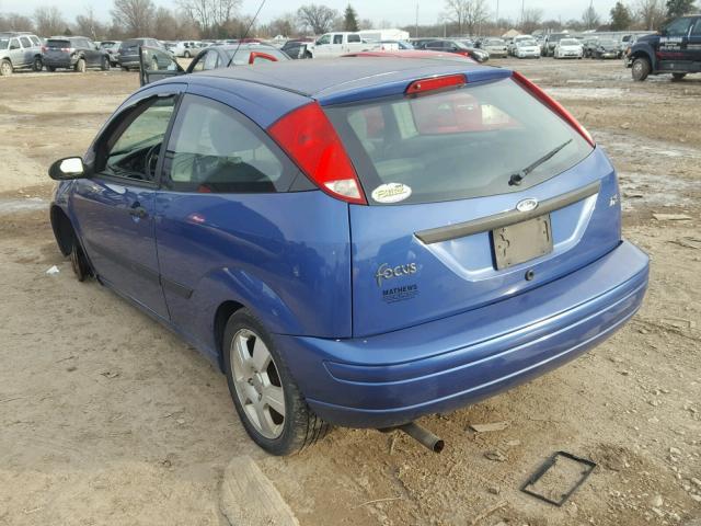 3FAFP31Z24R116574 - 2004 FORD FOCUS ZX3 BLUE photo 3