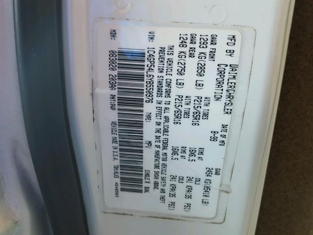 1C4GP54L6YB550976 - 2000 CHRYSLER TOWN & COU WHITE photo 10