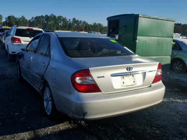 4T1BE32K23U685122 - 2003 TOYOTA CAMRY LE SILVER photo 3