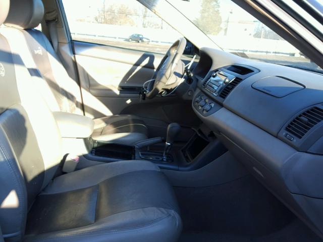 4T1BE30K25U417855 - 2005 TOYOTA CAMRY LE 绿色 照片 5