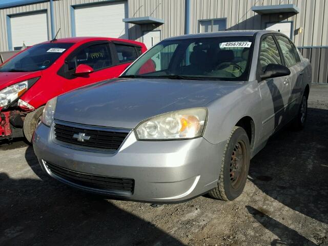 1G1ZS58F78F109421 - 2008 CHEVROLET MALIBU LS SILVER photo 2