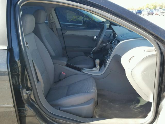 1G1ZH57B594200827 - 2009 CHEVROLET MALIBU 1LT BLACK photo 5