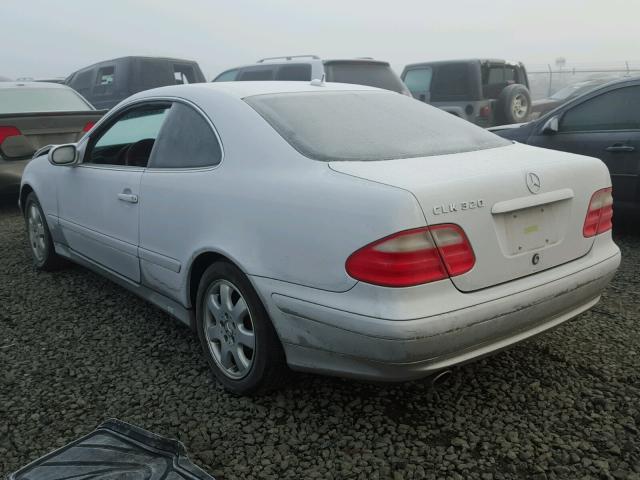 WDBLJ65GX2T126854 - 2002 MERCEDES-BENZ CLK 320 SILVER photo 3