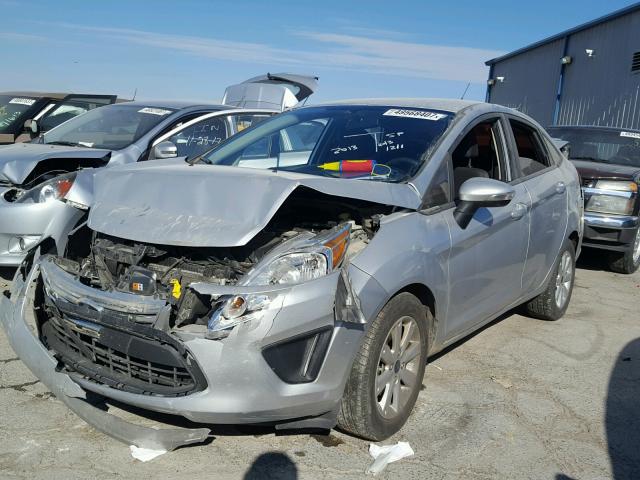 3FADP4BJ0DM223612 - 2013 FORD FIESTA SE SILVER photo 2