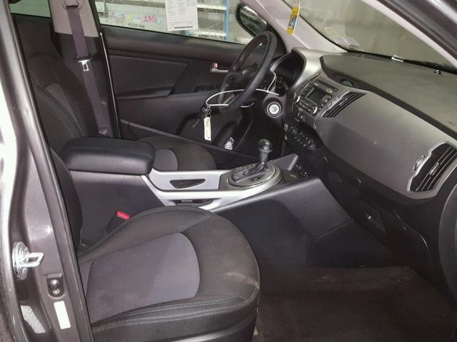 KNDPBCAC9F7758163 - 2015 KIA SPORTAGE L GRAY photo 5