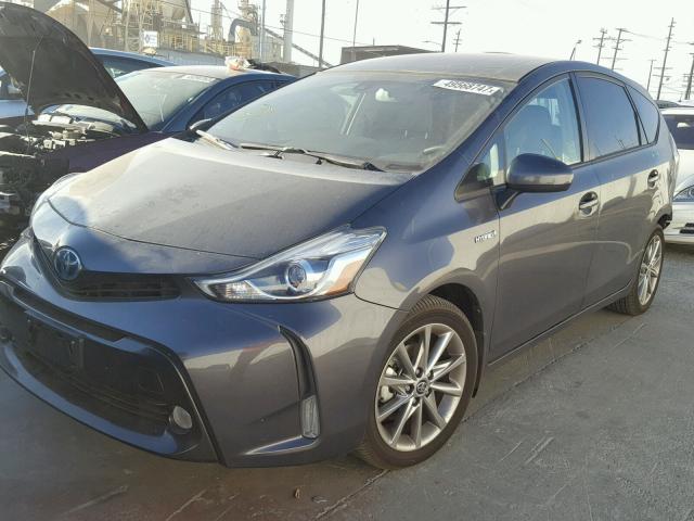 JTDZN3EU0HJ061831 - 2017 TOYOTA PRIUS V GRAY photo 2