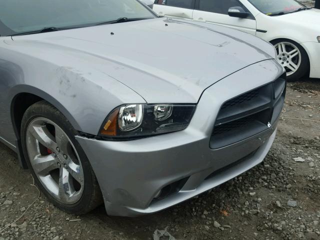 2C3CDXHG3DH643380 - 2013 DODGE CHARGER SX SILVER photo 9