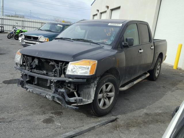 1N6AA0EK2BN324226 - 2011 NISSAN TITAN S BLACK photo 2