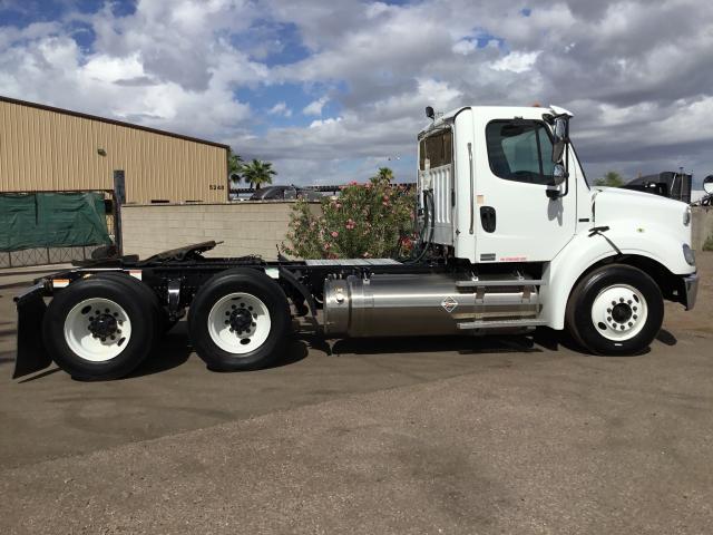 1FUJC5DX7CHBU2489 - 2012 FREIGHTLINER M2 112 MED WHITE photo 9