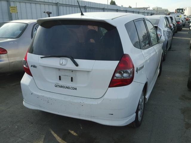 JHMGD38647S026269 - 2007 HONDA FIT S WHITE photo 4