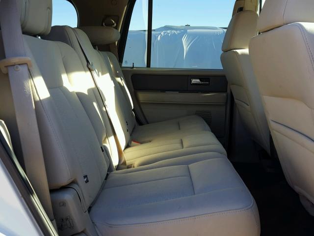 1FMFU16518LA28581 - 2008 FORD EXPEDITION WHITE photo 6