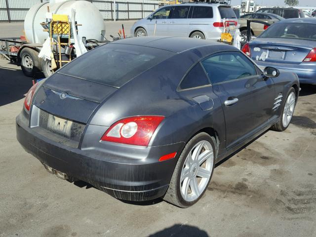 1C3AN69L04X009594 - 2004 CHRYSLER CROSSFIRE GRAY photo 4